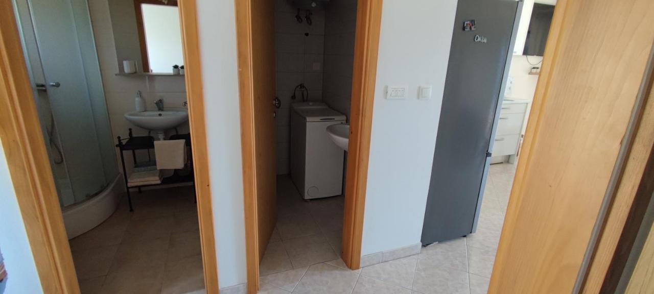 Apartman Mila Marina  Exterior foto