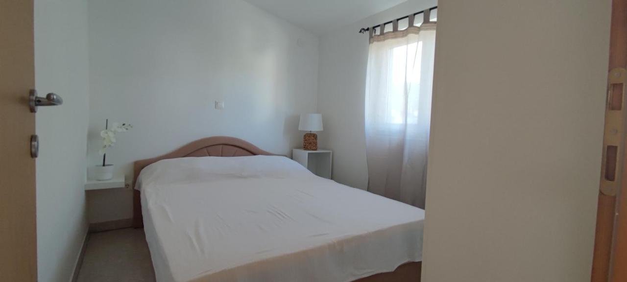 Apartman Mila Marina  Exterior foto